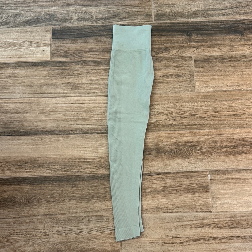 Set Active High-Waisted Green Leggings
